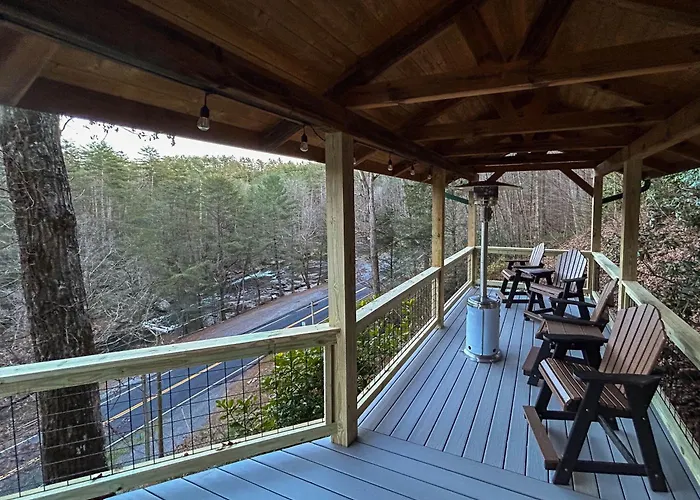 Toccoa River View